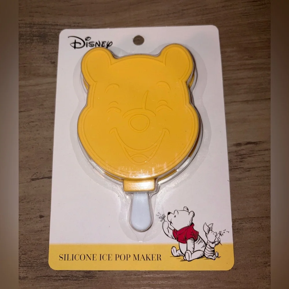 🆕💜 Disney Winnie the Pooh Silicone Popsicle Ice Pop Mold Yellow NWT Kitchen